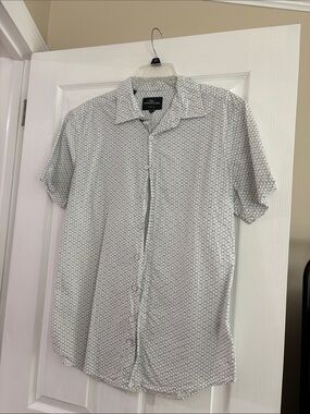 Rodd & Gunn White Short-Sleeve Button-Down Shirt with Micro Hex Print